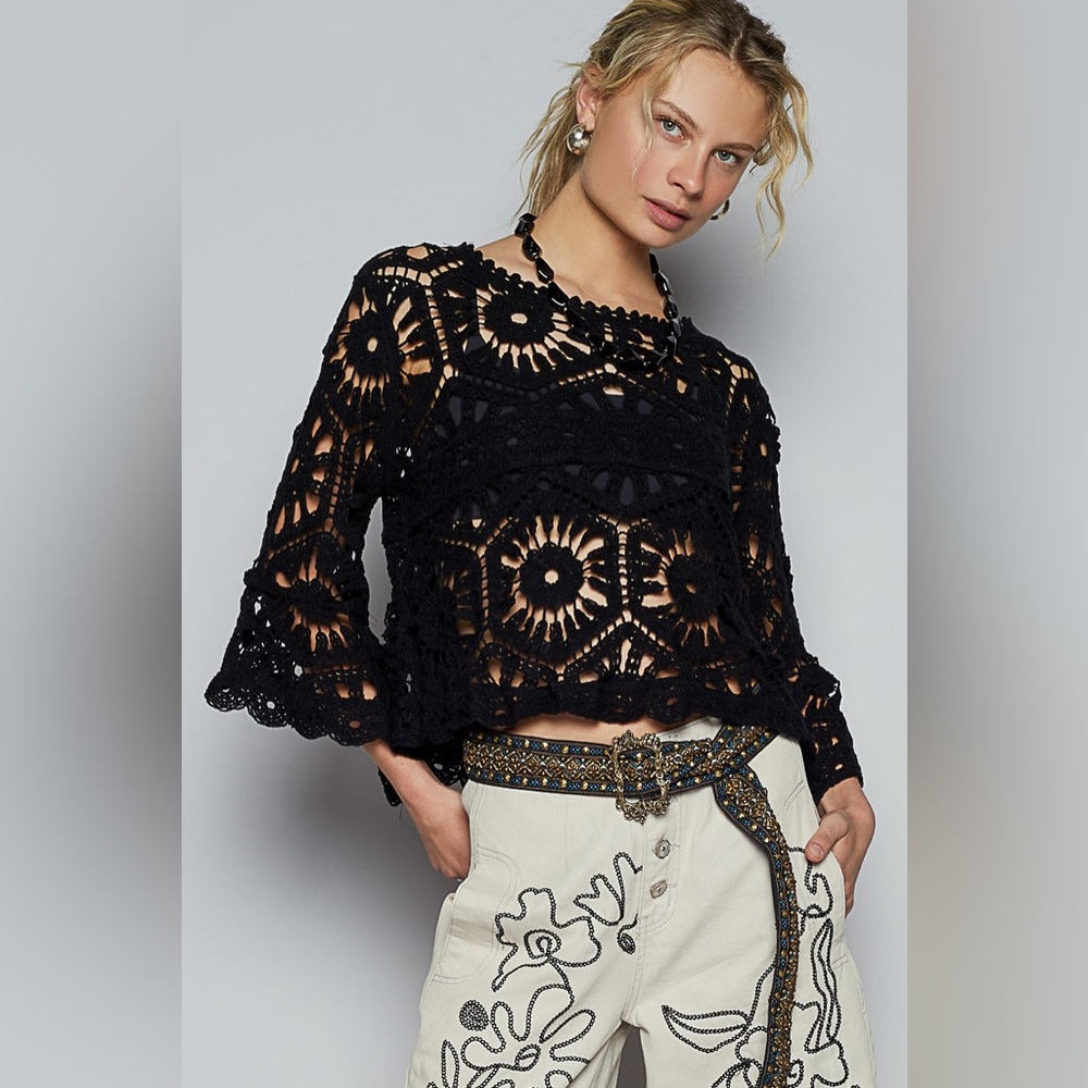 643. LAST 1! POL COST 🛑black crochet 3/4 sleeve knit top bohemian boho - Picture 3 of 6